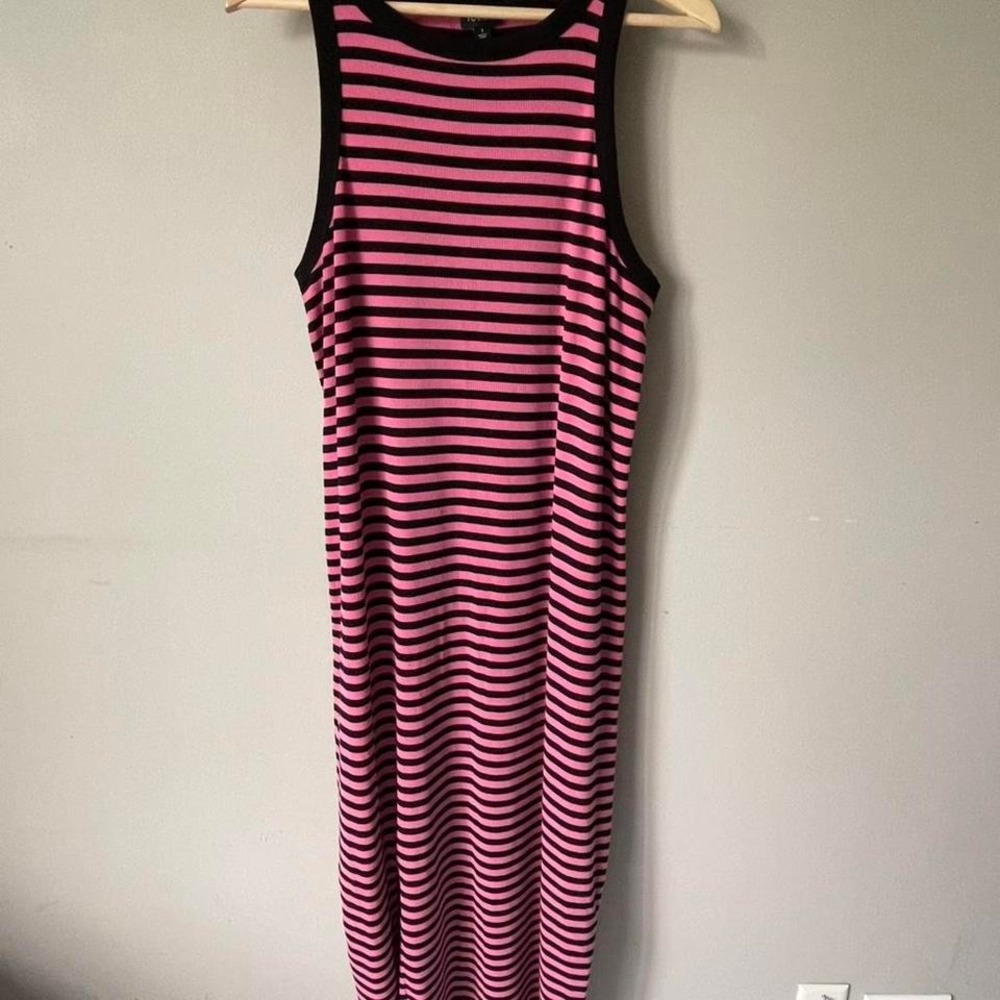 Torrid Women's Pink/BLK Strips Long Dress Sleeves Less Size 1 Plus Side Split